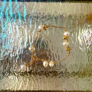NWT!!! 925 Sterling Silver, 18k gold plating, natural pearls, bracelet, jewelry